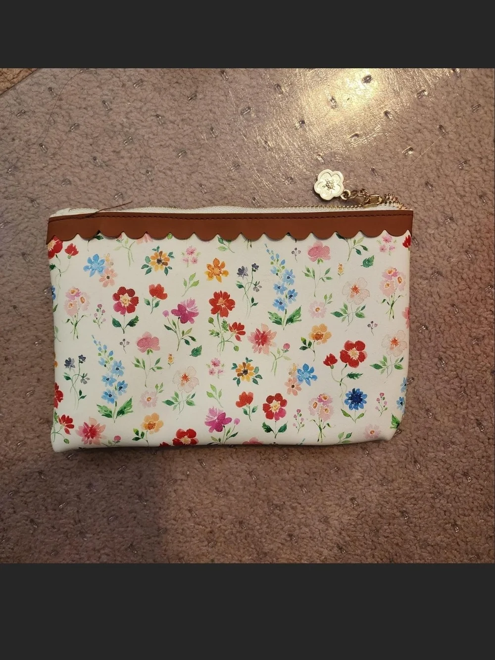 Floral Zip Pouch Wallet - White Floral